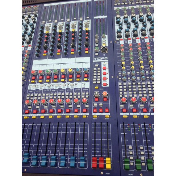 Mixer Midas Verona 400 c/flight case+ supporto per mixer a culla-Usato in garanzia- - immagine 3